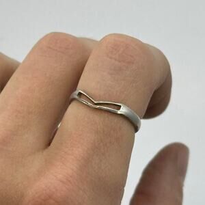 Vintage Silver Weird Ornamental Wire Basic Boho Band Ring